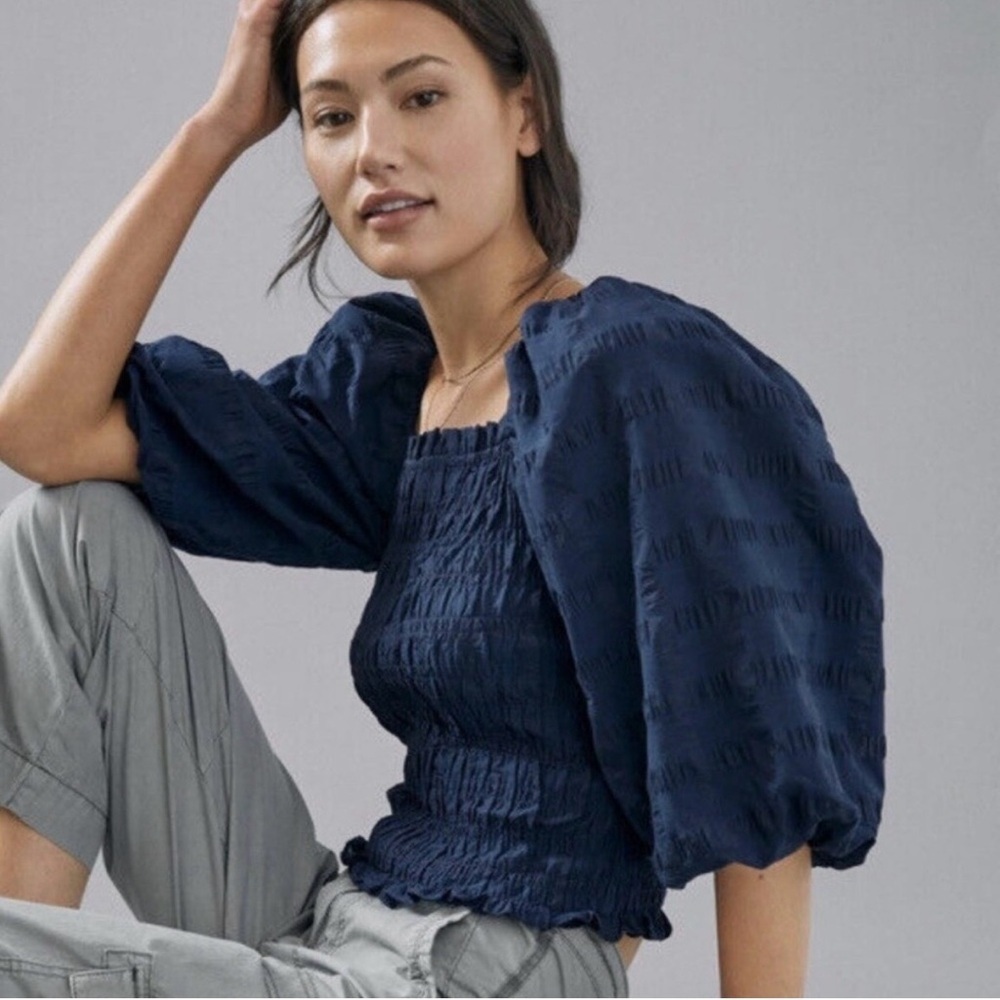Maeve by Anthropologie Puff Sleeve Smocked Blouse in Navy Blue Size Small